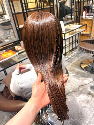オレンジブラウン　ブラウンカラー　暖色カラー　ヘアカラー