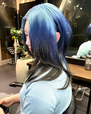 ルーツカラー　デザインカラー　ケアブリーチカラー　姫レイヤー