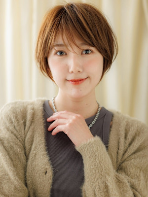 ブリーチなし透明感コーラルベージュ丸みショート20代30代