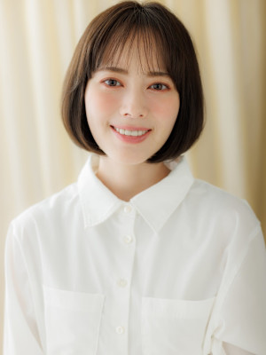 ダークアッシュブラウン大人美人伸ばしかけ丸みボブ30代40代