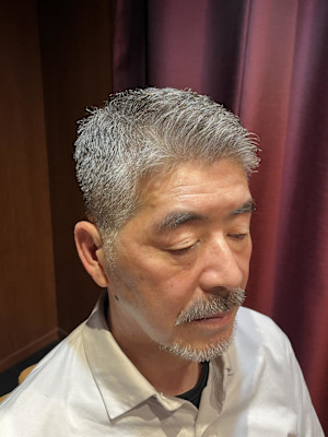 日本橋室町　アイロンパーマ　ビジネスヘア　サイドフィット