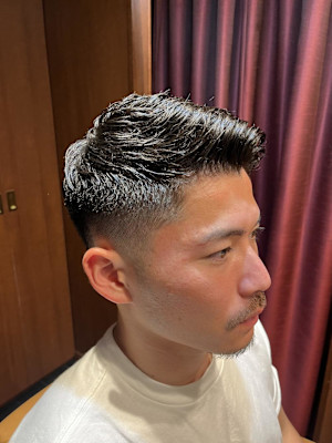 日本橋室町　フェードカット　ビジネスヘア