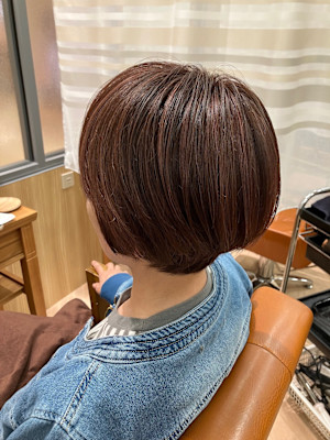 程よい明るさ立体感出したい方おススメ。ほんのりピンクショート