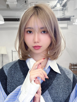 Agu hair eight 枚方市役所前店×スタイル