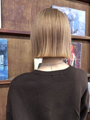 milk tea beige bob