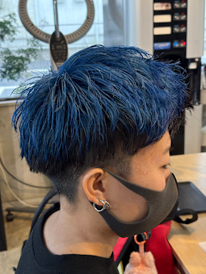 メンズショートブルーベースブラックエンドインナーカラー