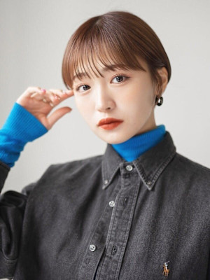 ショートボブ 小顔ショート 前髪カット透明感カラー 20代