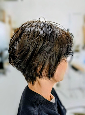 ショートボブ