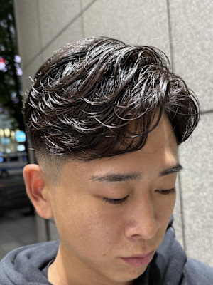 フェードパーマ