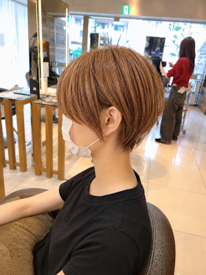 【小田急相模原】丸みとくびれのショートカット