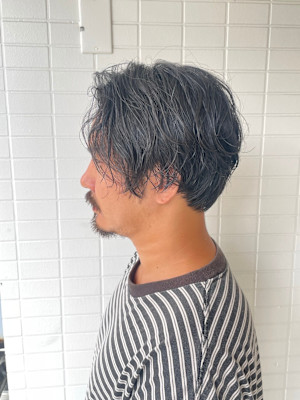 オシャレに決まるくせ毛風パーマ【Attirer Kai】
