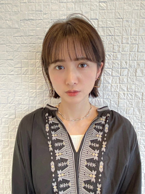 切りっぱなしボブ