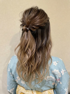 浴衣着付（10種ヘアアレンジサービス）プランのヘアセット4