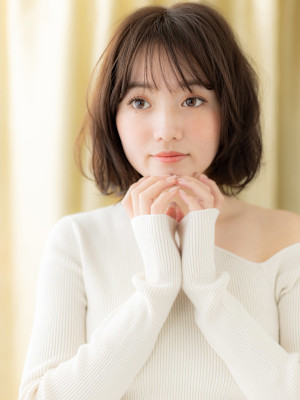 グレージュブラウン大人かわいいゆるふわボブパーマ30代40代