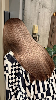 大人女子のための透けるグレージュ