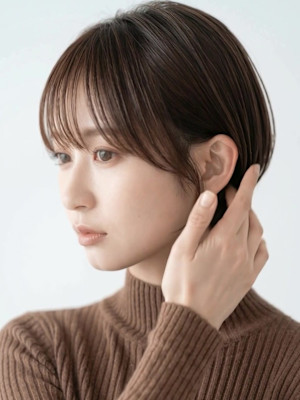 シースルー前髪似合わせカットクールショート　フレンチバング