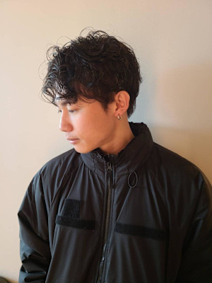 アンニュイなパーマのマッシュショート