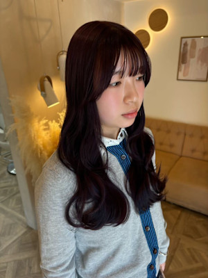 スタイリスト　yuria　正面スタイル
