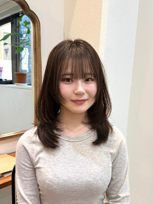 ミディアムレイヤーカット