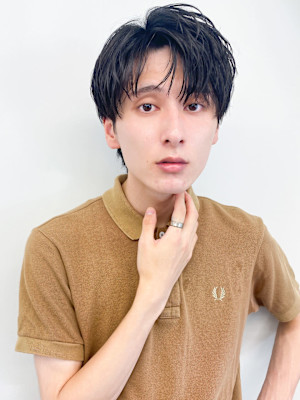 夏のビジネス◎爽やかアップバングショートカット