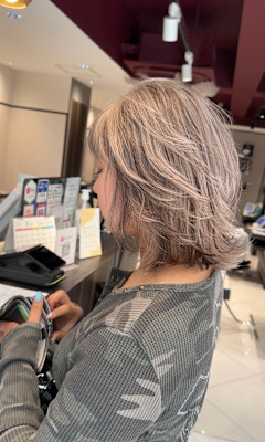 シアーベージュ×ハイライト