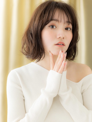 グレージュブラウン大人かわいいゆるふわボブパーマ30代40代