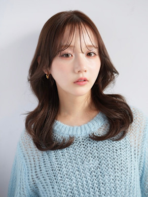 小顔見え顔周りレイヤー×韓国ミディ