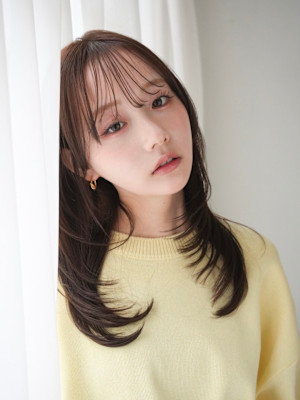小顔見え顔周りレイヤー×韓国ミディ