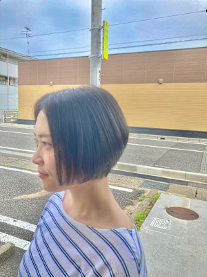 前下がりグラデーションボブ