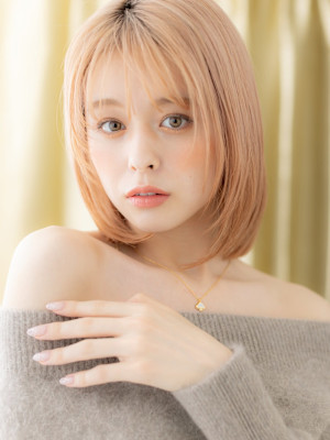 ミルクティーブロンドダブルカラー小顔ハッシュボブ10代20代