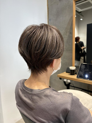 ◇大人40代50代60代ショートボブ丸みショート白髪ぼかし