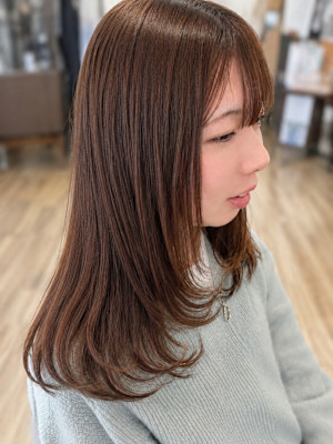 ナチュラルブラウンカラー×レイヤーカット
