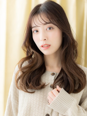 グレージュブラウン韓国巻き毛先パーマヨシンモリ30代40代