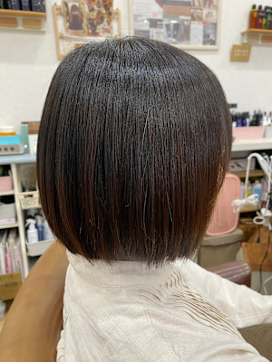 美髪ストレートボブ
