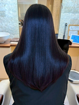 黒髪ロング 髪質改善 ストレートヘア サラツヤ ダメージレス