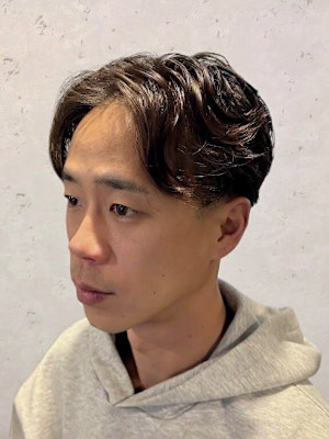 パートパーマスタイル　メンズショートパートスタイル