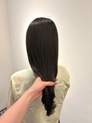 オリーブブラウン　オリーブカラー　ヘアカラー