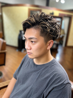 アップバングスパイラル