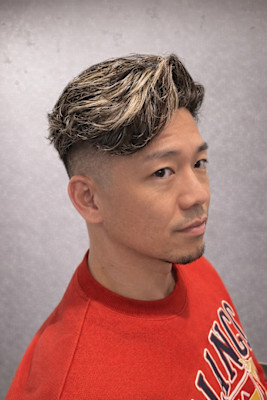 周りと差がつく！メッシュ×フェード×ツーブロック