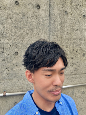 大人世代に似合う、無理しないパーマスタイル