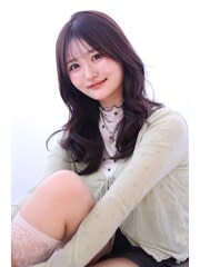 20代 ハイレイヤー巻き髪/シースルーバング/顔周りカット