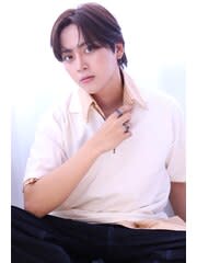20代30代 メンズナチュラルアップバング コンマショート