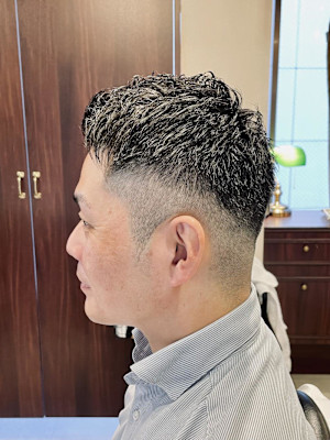 【40代 男性】ビジネス刈上げショート