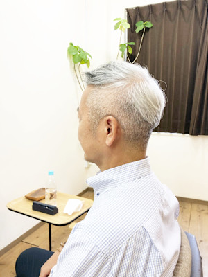 ６０代・白髪を活かしたメンズショート✩