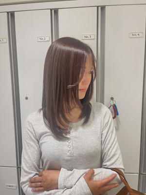 【伊勢原】似合わせレイヤーカット×うる艶ブラウンベージュ