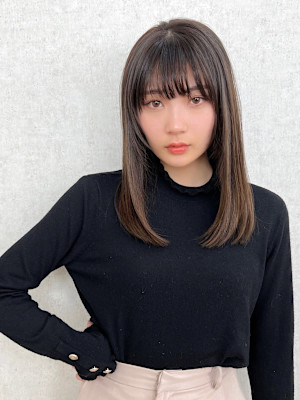 艶感シンプル・ミディアムヘア