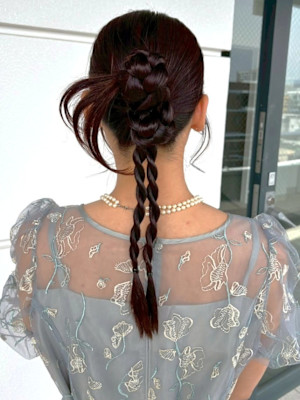 ヘアセット カチモリ アップスタイル 編み下ろしポニー