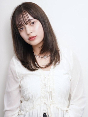 ベージュ ダメージレス 髪質改善カラー 透明感 レイヤー