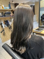 グレージュカラー