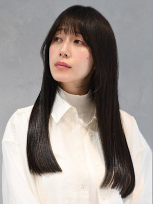 サラツヤストレートロング